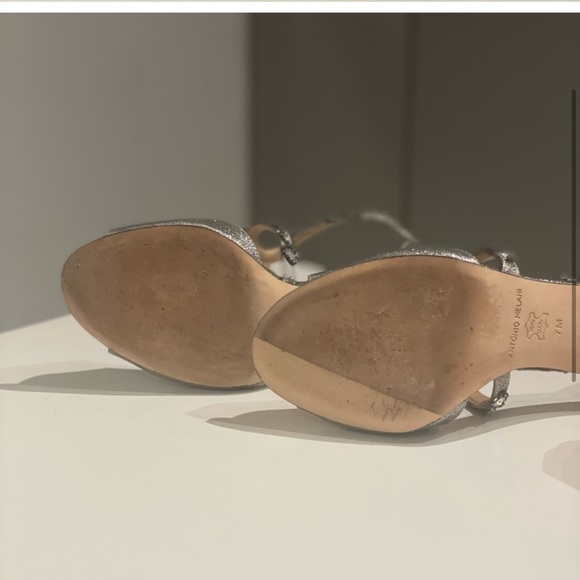 Dark Silver Antonio Melani Jamme Heels size 7 - Picture 11 of 11